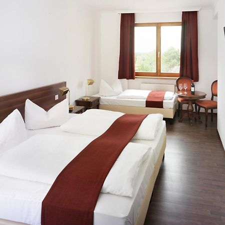 Hotel Marc Aurel Petronell Ngoại thất bức ảnh