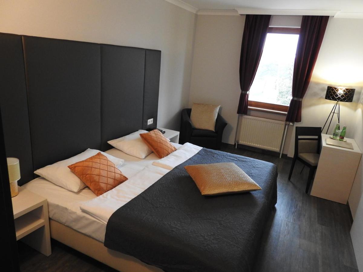 Hotel Marc Aurel Petronell Ngoại thất bức ảnh