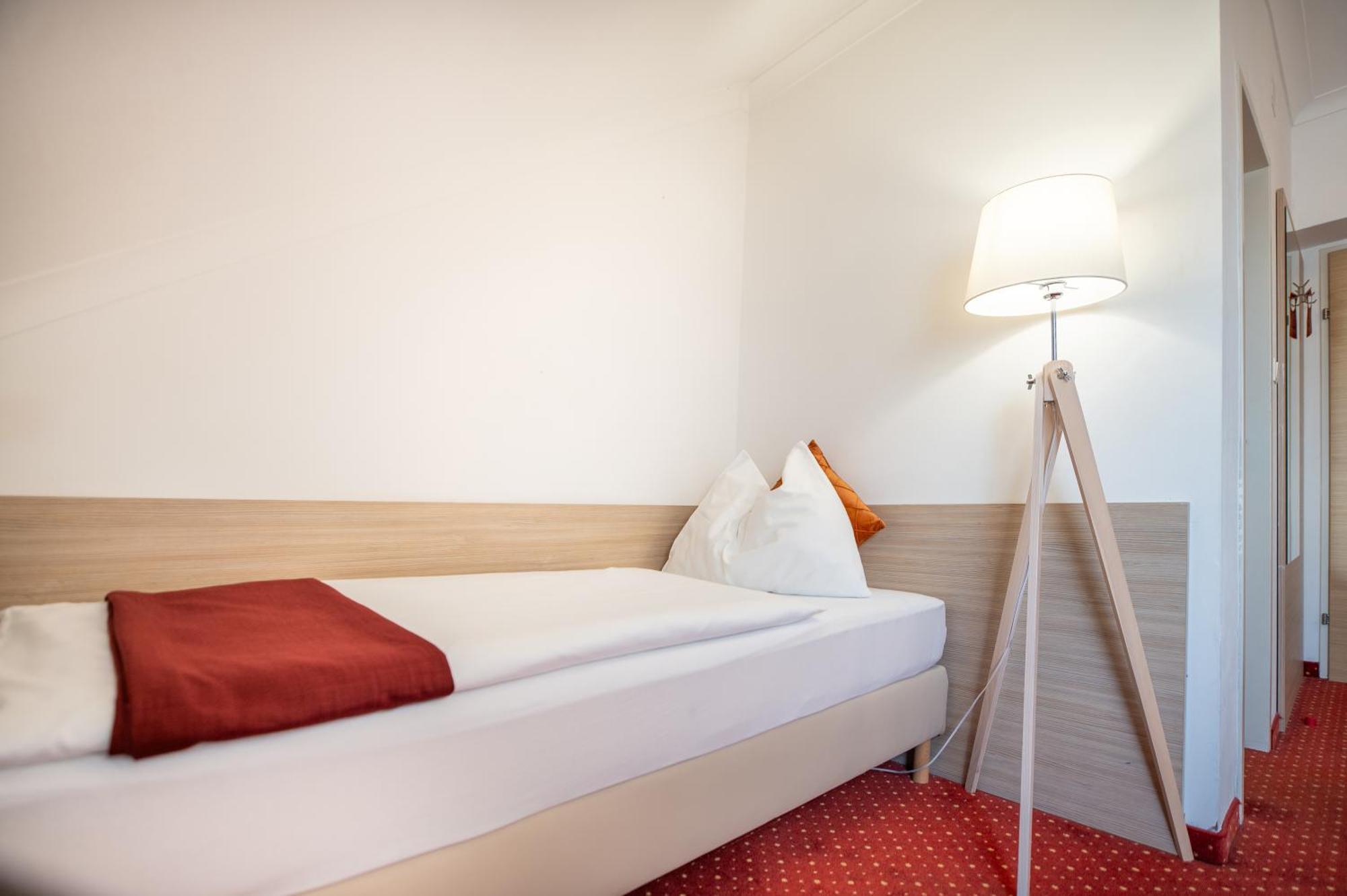Hotel Marc Aurel Petronell Ngoại thất bức ảnh