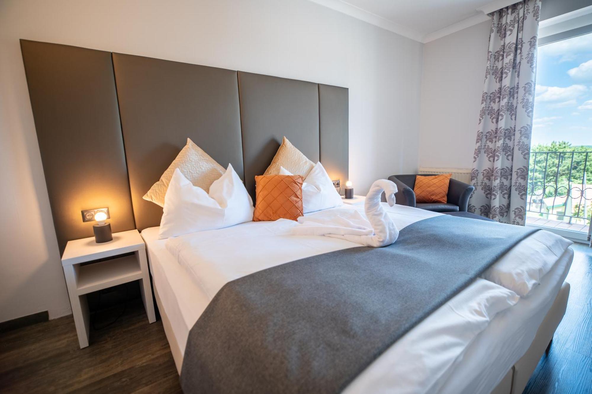 Hotel Marc Aurel Petronell Ngoại thất bức ảnh