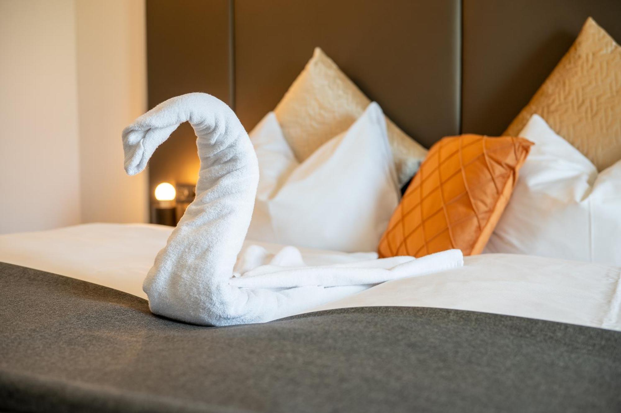Hotel Marc Aurel Petronell Ngoại thất bức ảnh